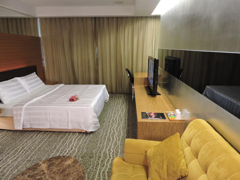 Edinburgh Motel Tainan Dış mekan fotoğraf