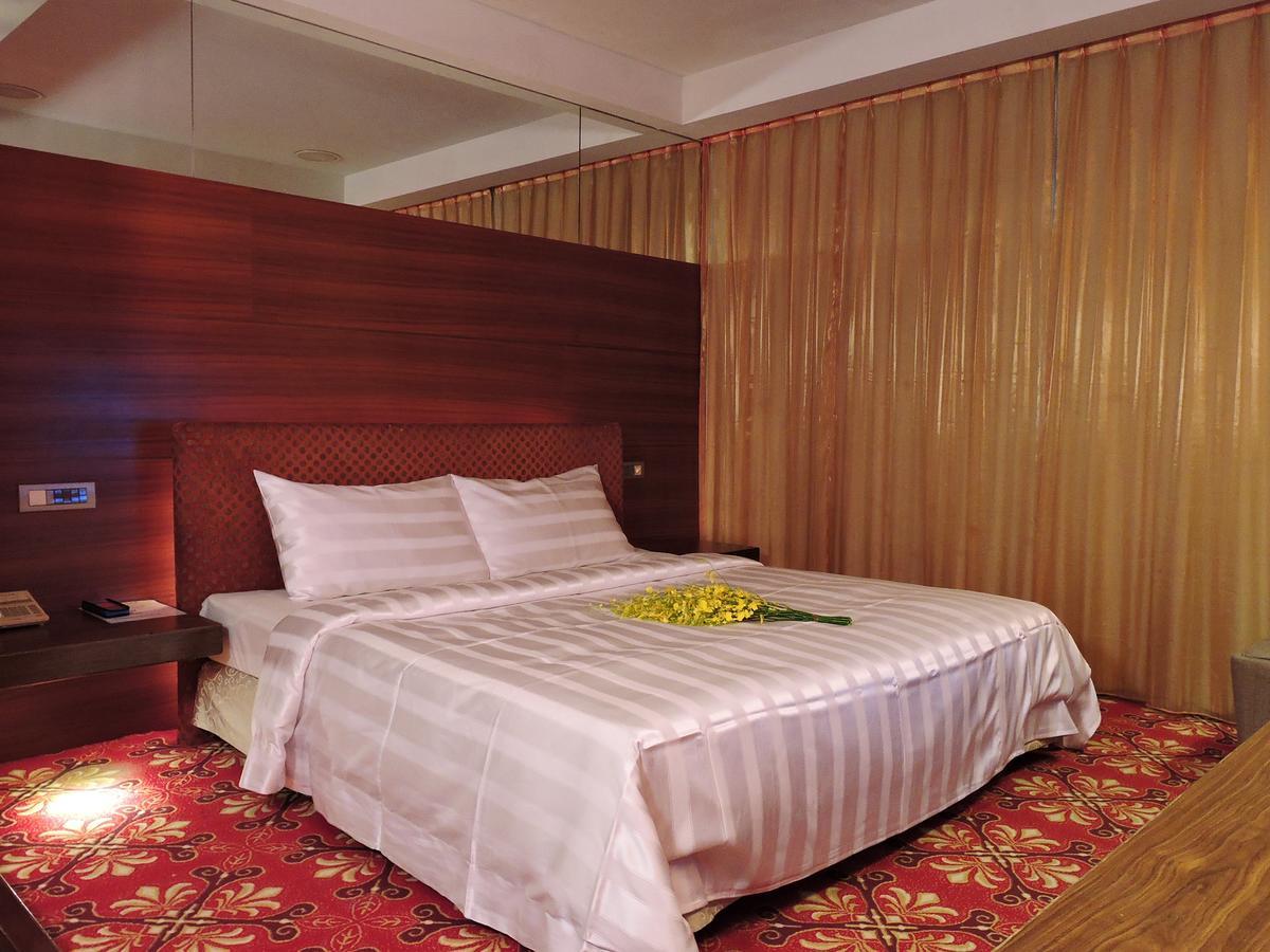 Edinburgh Motel Tainan Dış mekan fotoğraf